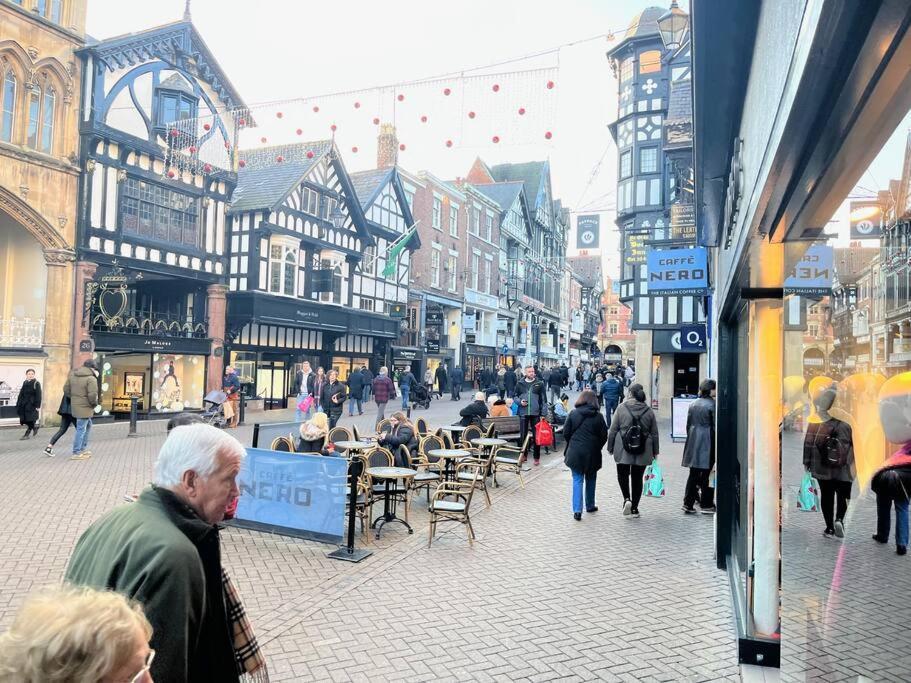 Cathedral On The Rows - City Centre Chester Exterior foto